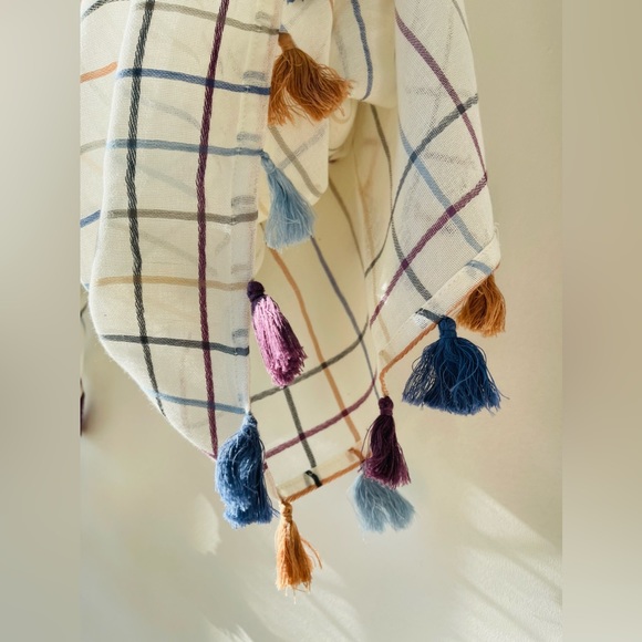 TILO Scarves Tassle Treat and oh so unique! NWT - Picture 8 of 14